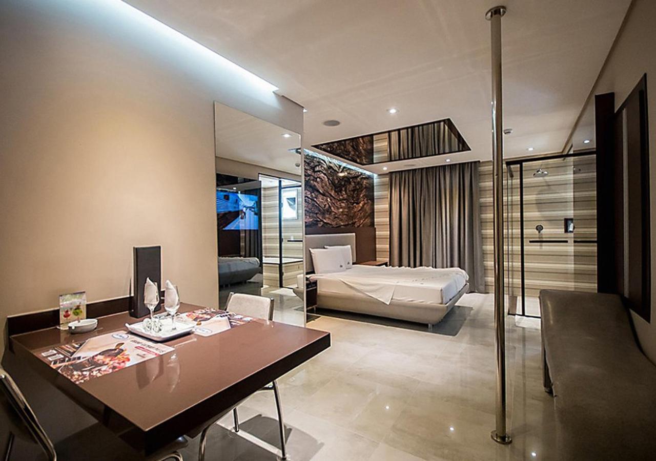 Caribe Motel (Adults Only) Sao Paulo Dış mekan fotoğraf